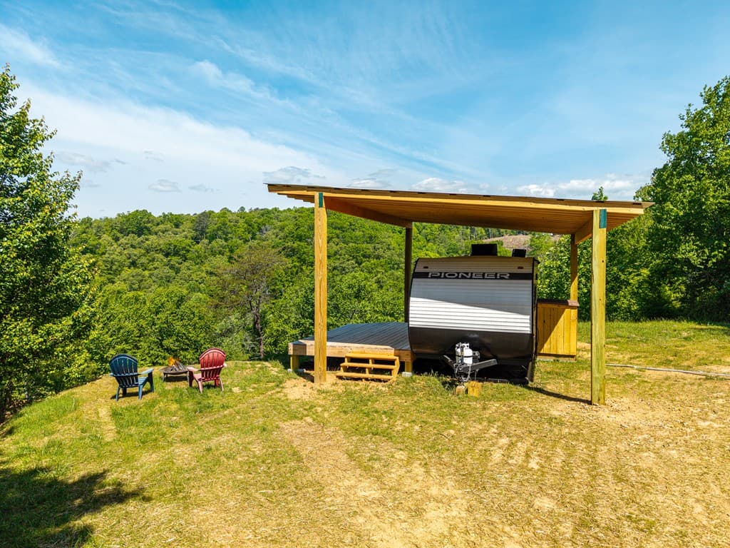 21-235 Riverview Circle, Blue Ridge GA 30513 - Photo