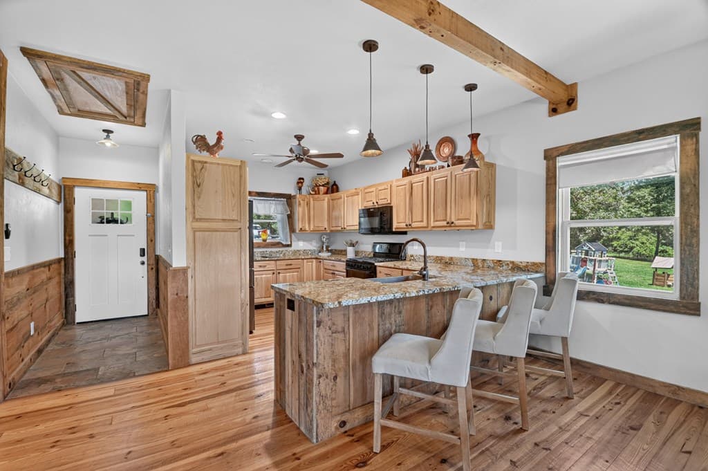 777 Hamby Road, Blue Ridge GA 30513 - Photo