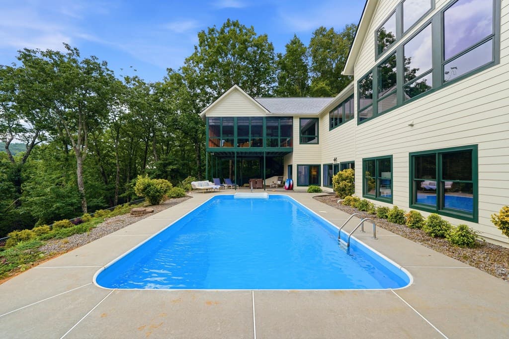 714 Clearview Drive, Talking Rock GA 30175 - Photo