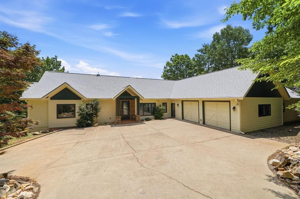 714 Clearview Drive, Talking Rock GA 30175 - Photo