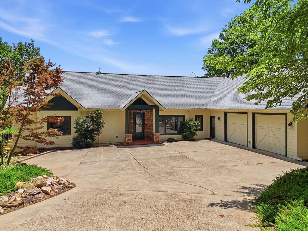 714 Clearview Drive, Talking Rock GA 30175 - Photo