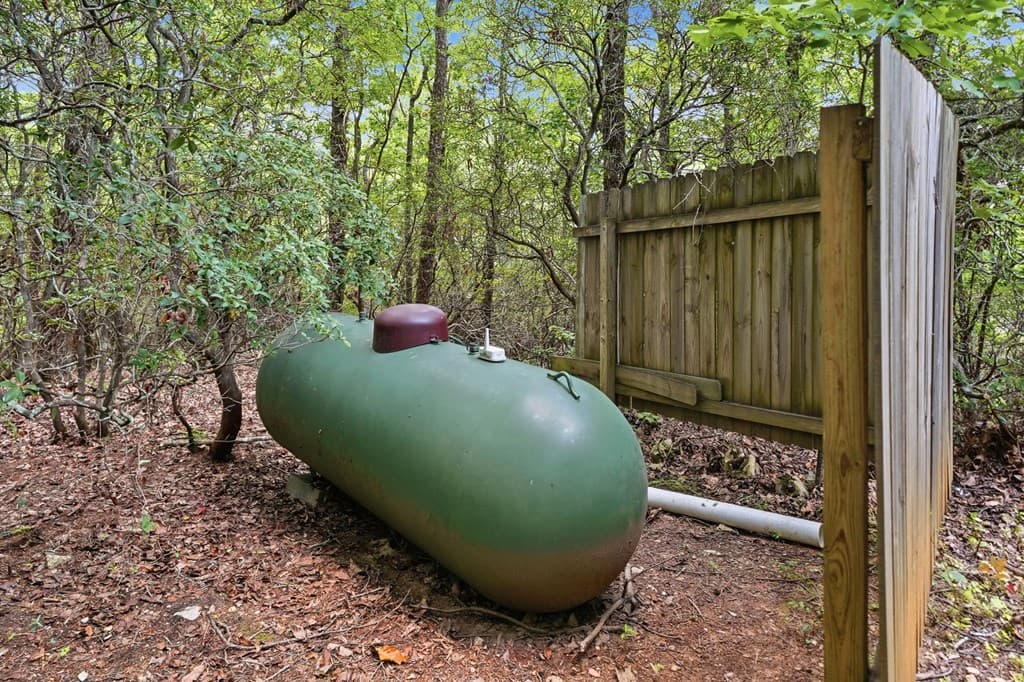 714 Clearview Drive, Talking Rock GA 30175 - Photo