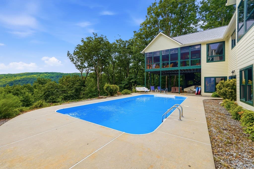 714 Clearview Drive, Talking Rock GA 30175 - Photo