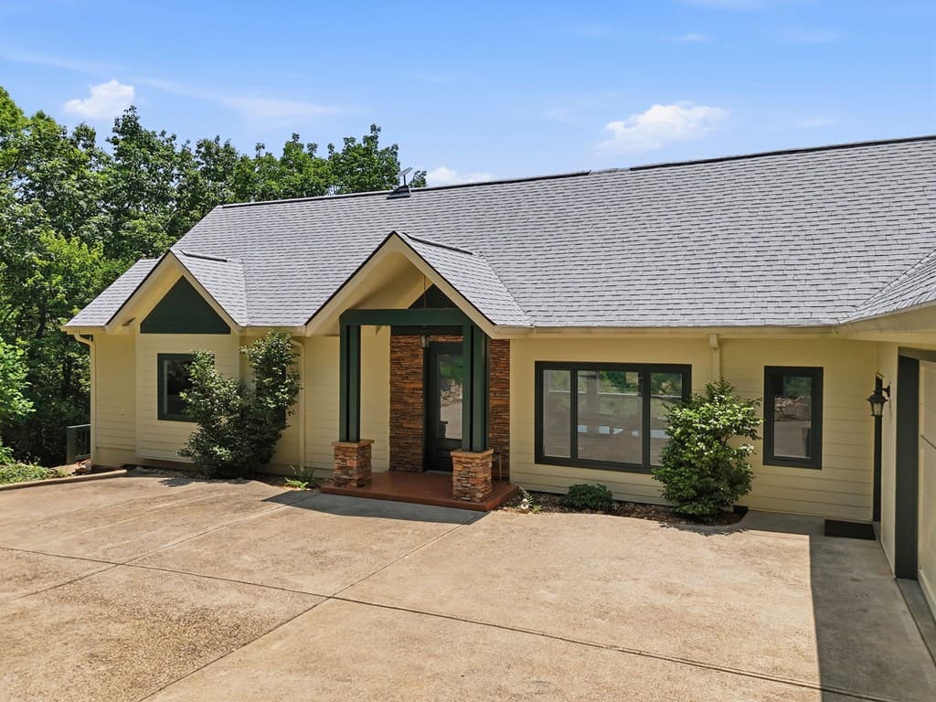 714 Clearview Drive, Talking Rock GA 30175 - Photo