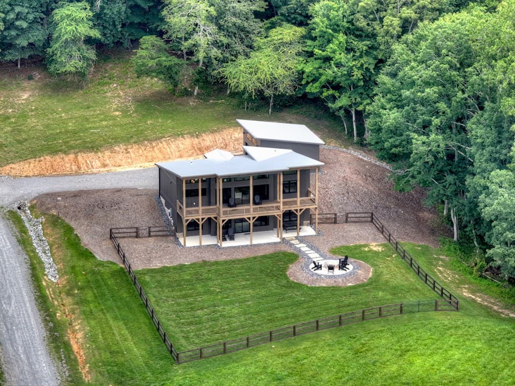 246 Bearden Farm Overlook, Blue Ridge GA 30513 - Photo