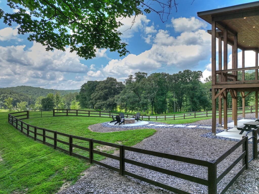 246 Bearden Farm Overlook, Blue Ridge GA 30513 - Photo
