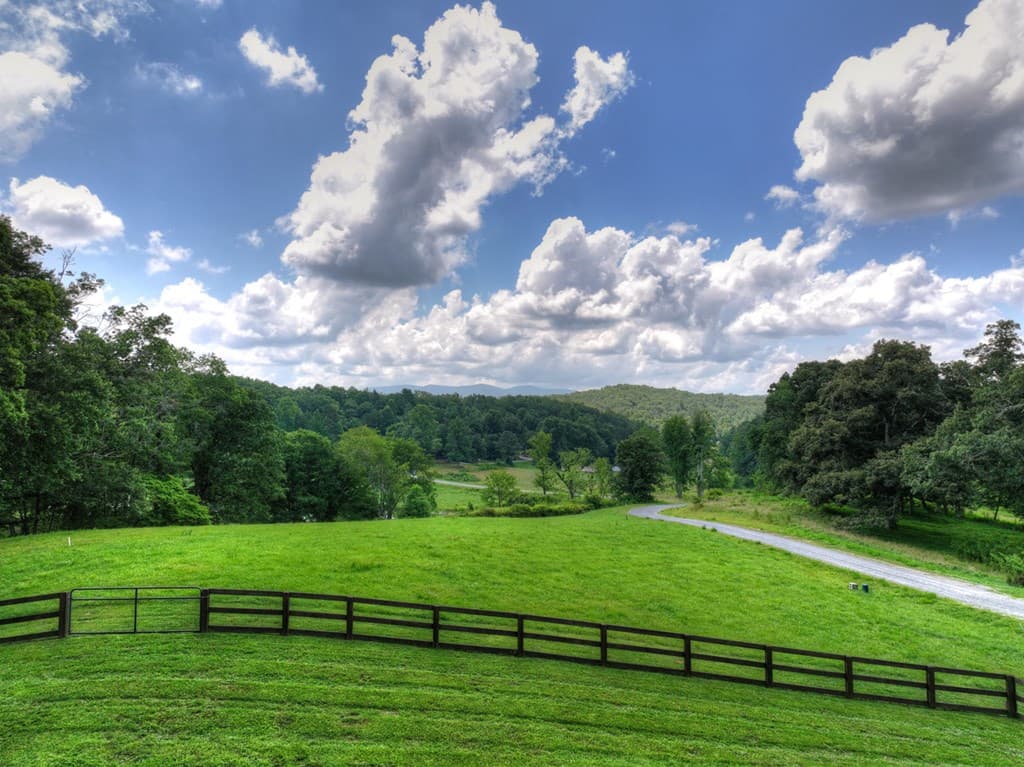 246 Bearden Farm Overlook, Blue Ridge GA 30513 - Photo