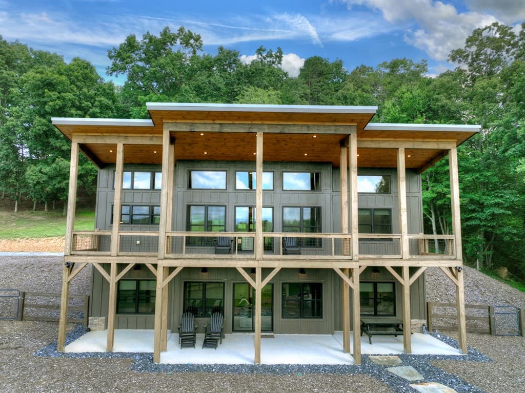 246 Bearden Farm Overlook, Blue Ridge GA 30513 - Photo