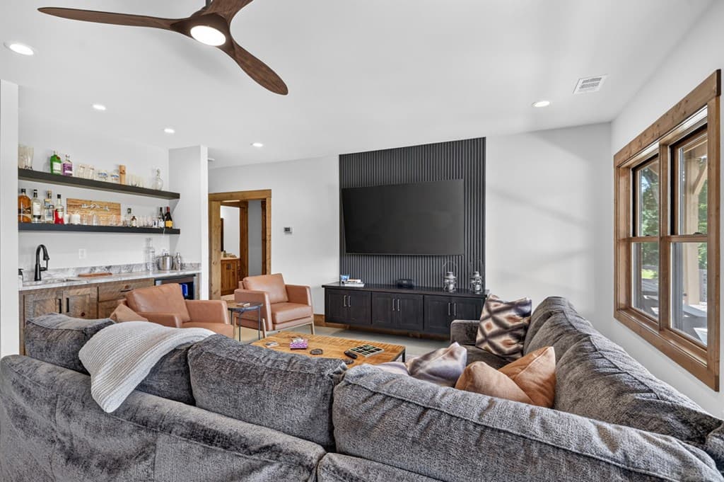246 Bearden Farm Overlook, Blue Ridge GA 30513 - Photo