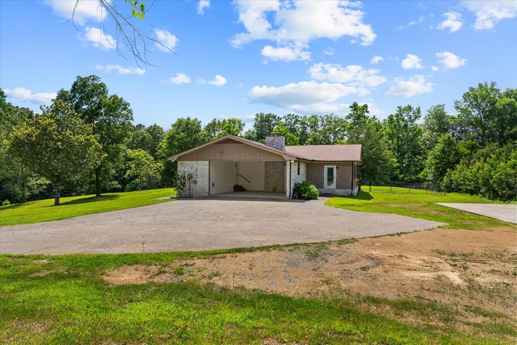 253 Love Drive, Chatsworth GA 30705 - Photo