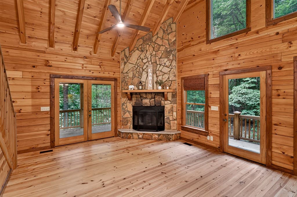 357 Hemlock Trail, Blue Ridge GA 30513 - Photo