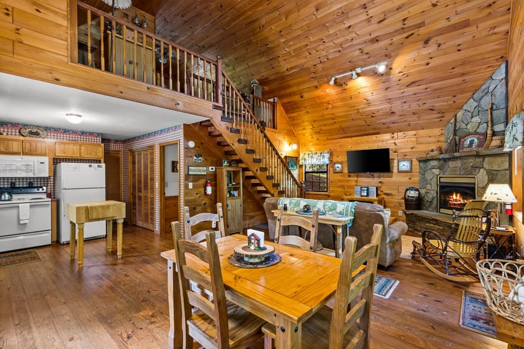 135 The Builders Hill, Morganton GA 30560 - Photo