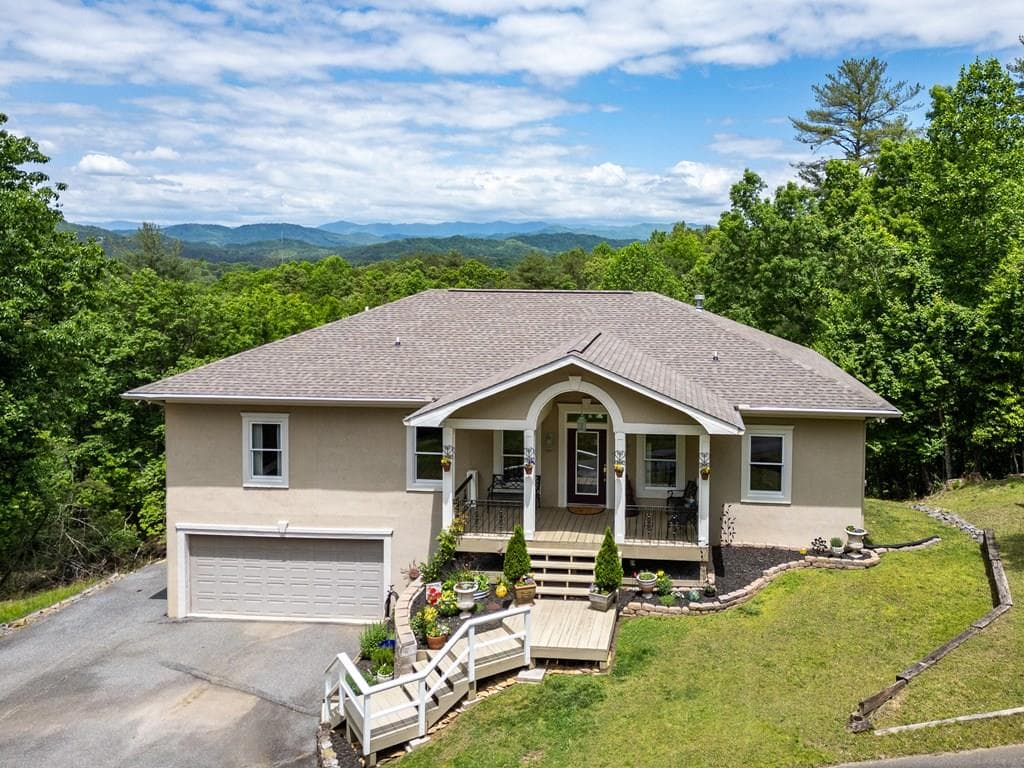 1110 Poor House Mountain Trail, Murphy NC 28906 - Primary photo
