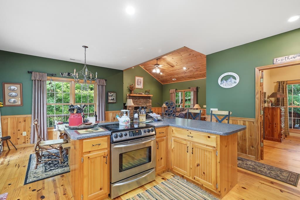 51 Hightower Trail, Hiawassee GA 30546 - Photo