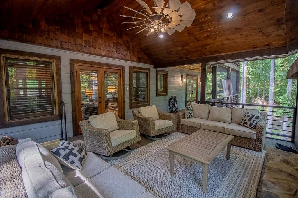 142 Timber Ridge Road, Blue Ridge GA 30513 - Photo