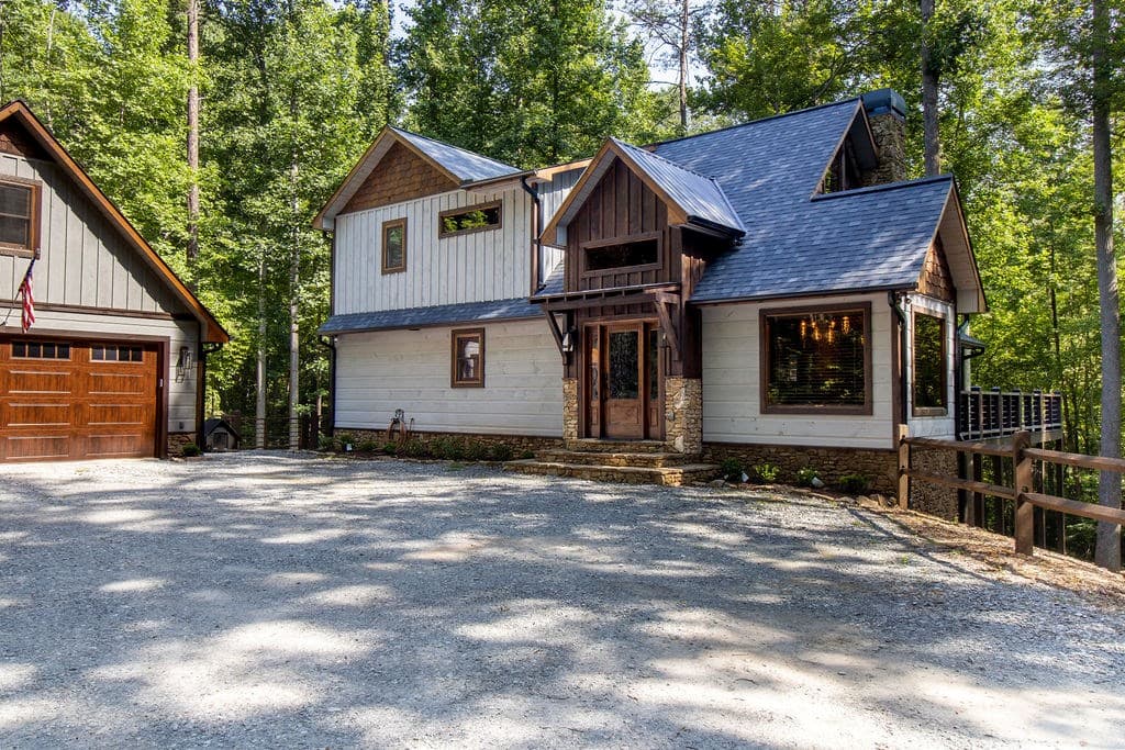 142 Timber Ridge Road, Blue Ridge GA 30513 - Photo