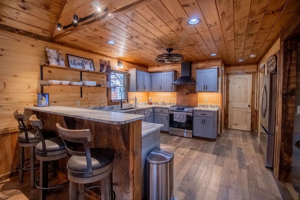 142 Timber Ridge Road, Blue Ridge GA 30513 - Photo