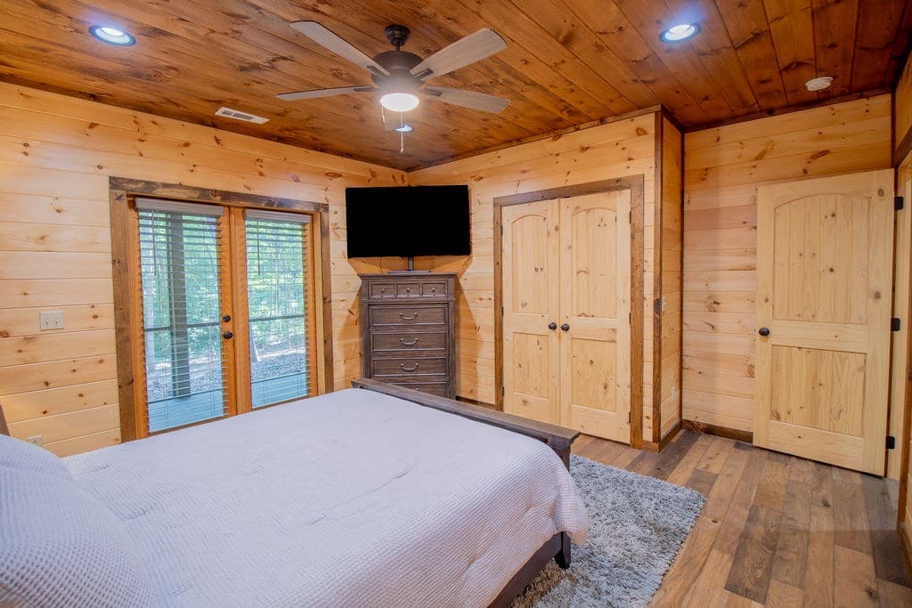 142 Timber Ridge Road, Blue Ridge GA 30513 - Photo