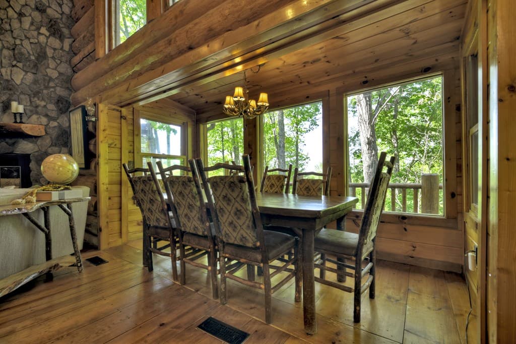 536 Lakeview Road, Blue Ridge GA 30513 - Photo
