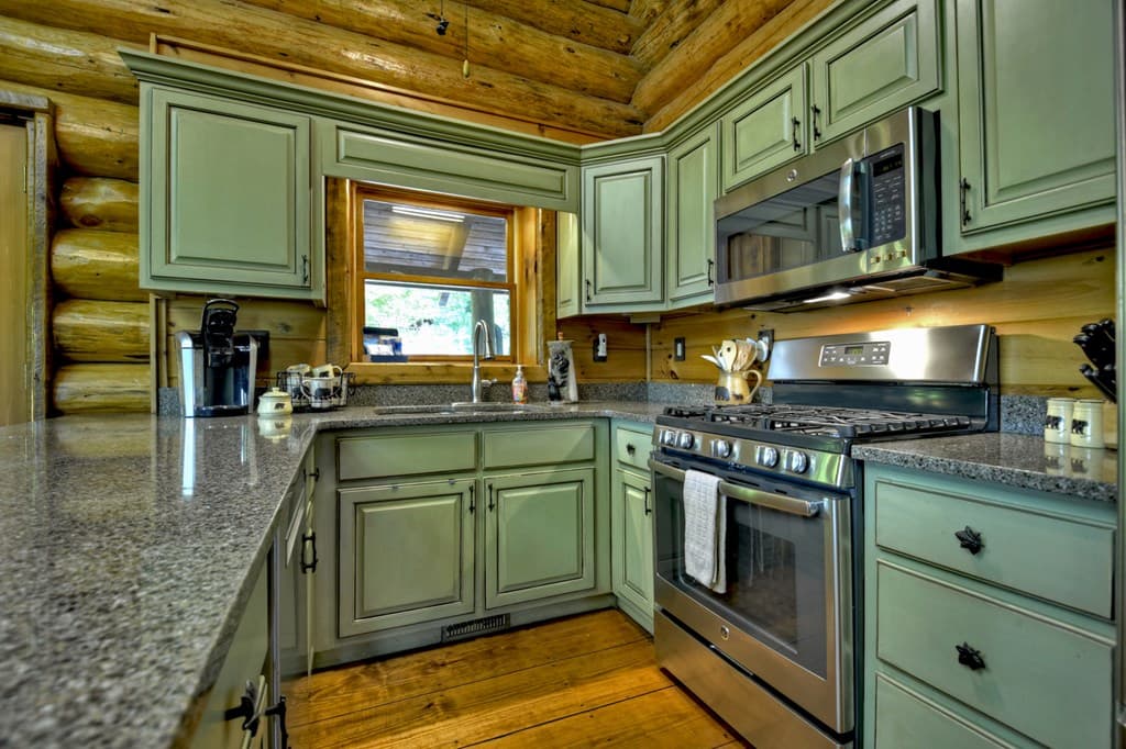 536 Lakeview Road, Blue Ridge GA 30513 - Photo