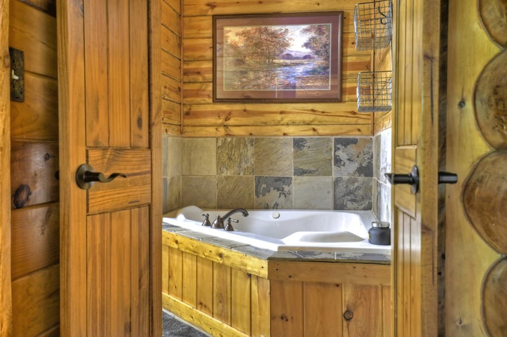 536 Lakeview Road, Blue Ridge GA 30513 - Photo