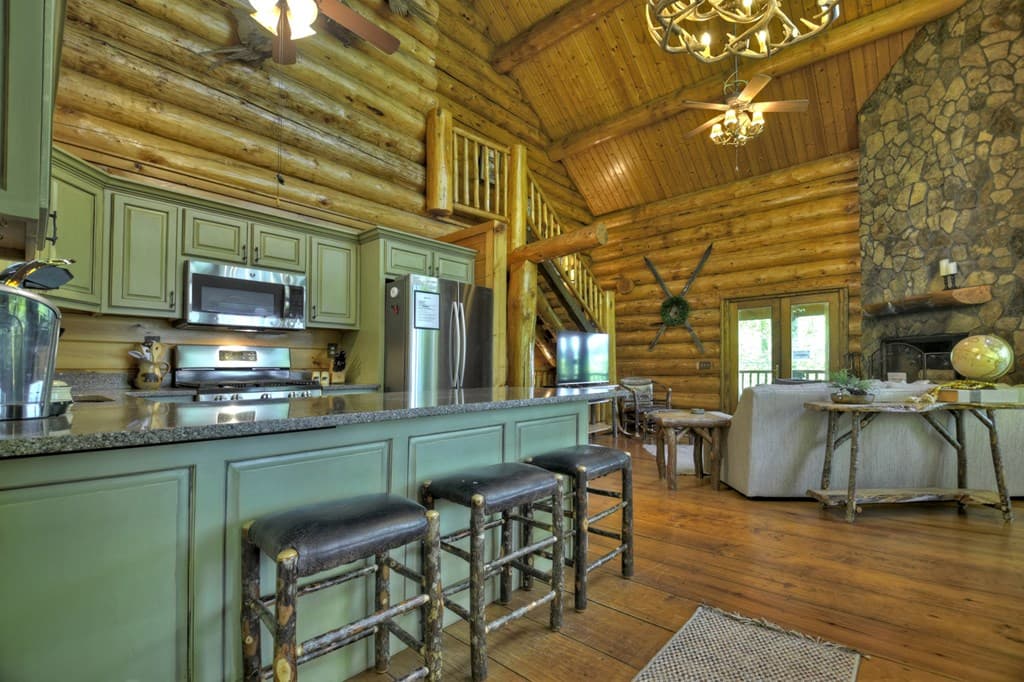 536 Lakeview Road, Blue Ridge GA 30513 - Photo