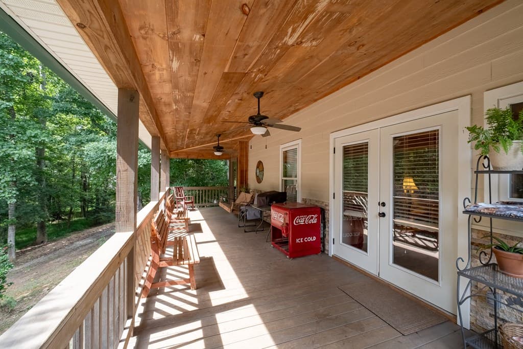 215 Dunn Mill Creek Road, Blue Ridge GA 30513 - Photo
