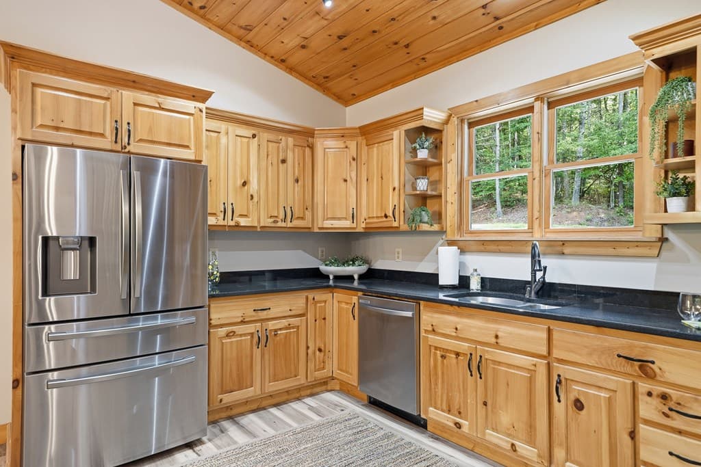 673 Harold Pritchett Road, Ellijay GA 30540 - Photo