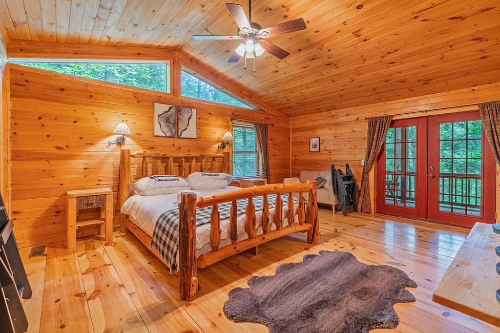1480 Hidden Lake Drive, Ellijay GA 30540 - Photo