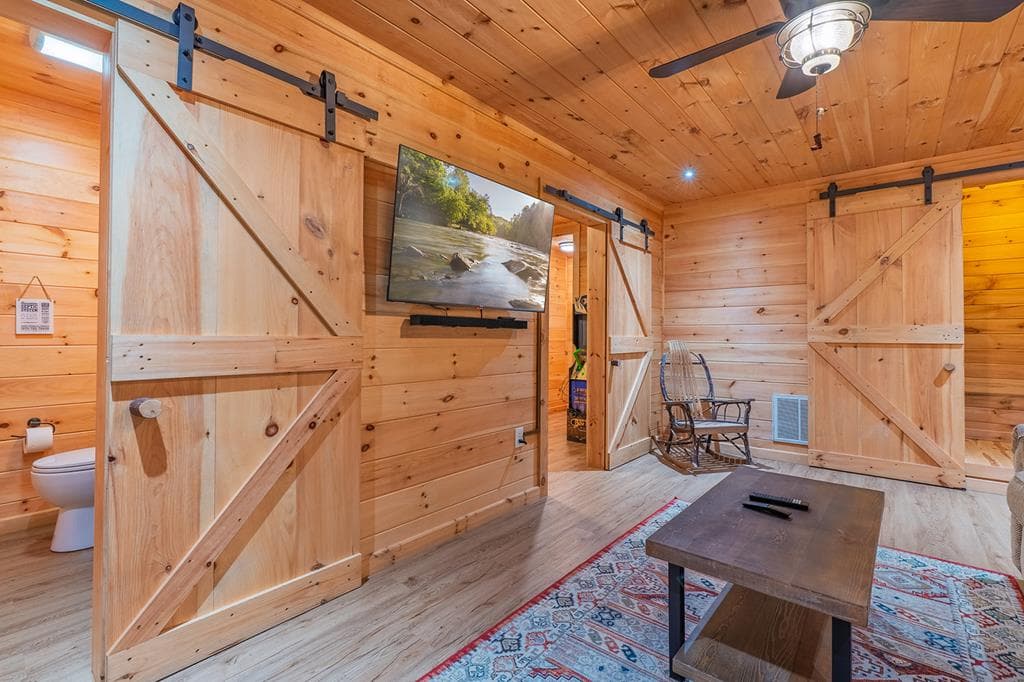 1480 Hidden Lake Drive, Ellijay GA 30540 - Photo