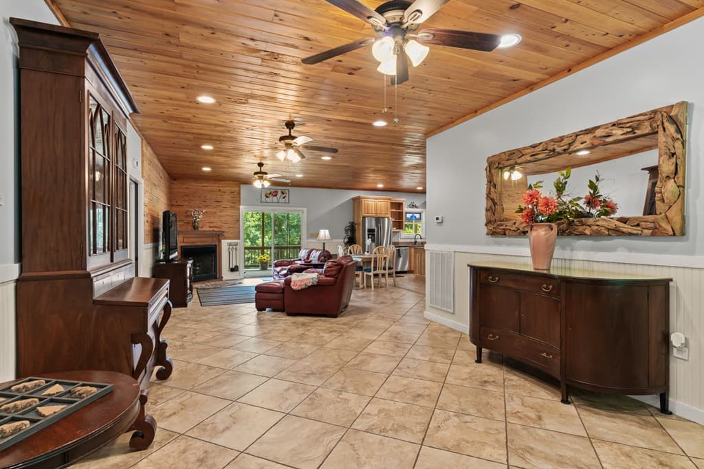 5516 Highway 30, Benton GA 30701 - Photo
