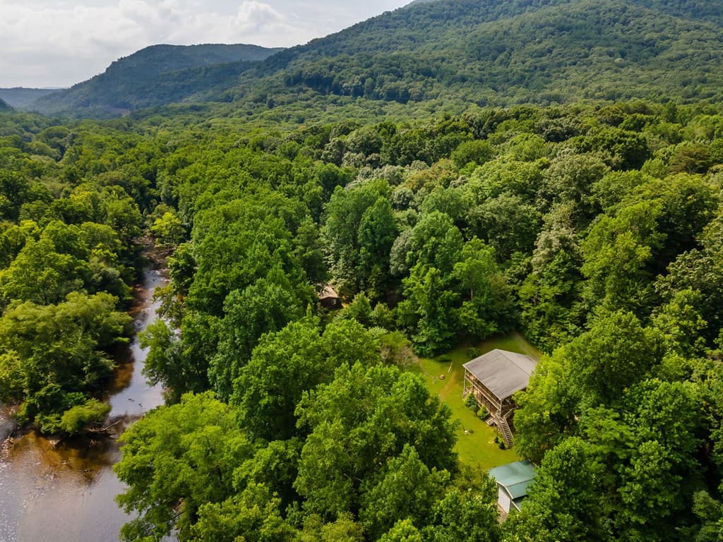 5516 Highway 30, Benton GA 30701 - Photo