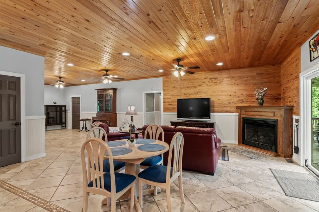 5516 Highway 30, Benton GA 30701 - Photo