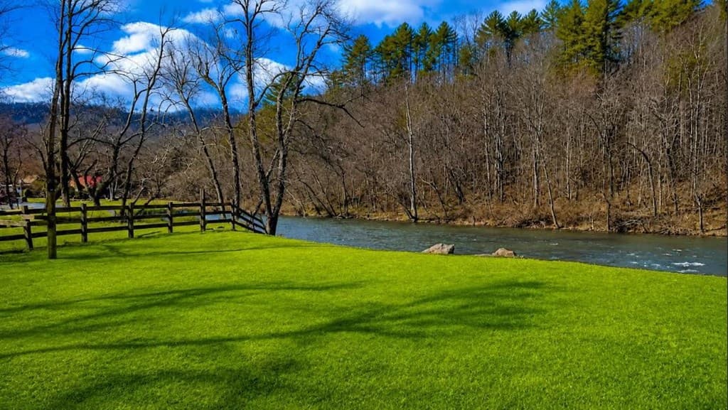 20 Fly Cast Overlook, Hayesville NC 28904 - Photo
