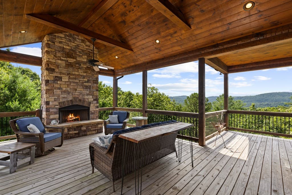 9 Kensington Drive, Mineral Bluff GA 30559 - Photo