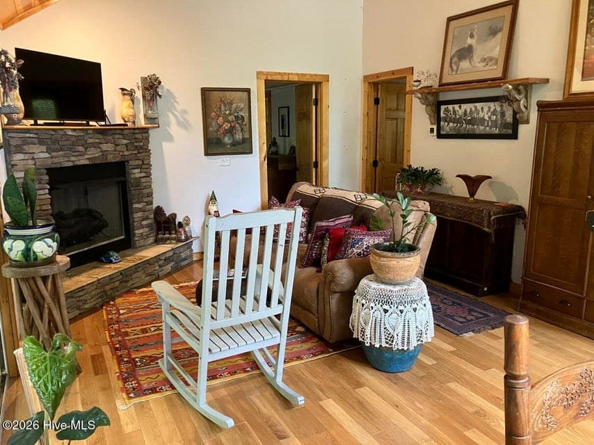 195 Woodcrest Drive, Murphy NC 28906 - Photo