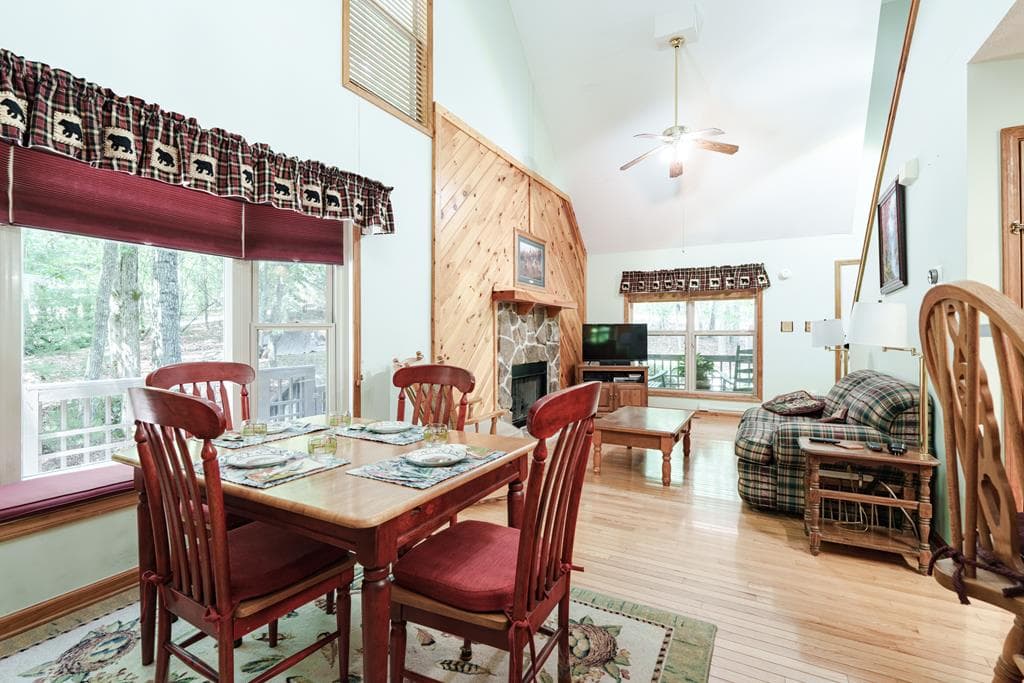 805 Tomahawk Trail, Blairsville GA 30512 - Photo