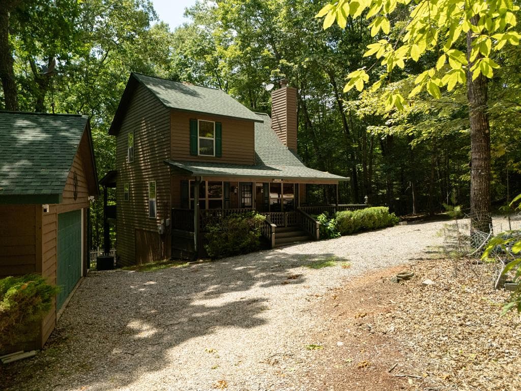 805 Tomahawk Trail, Blairsville GA 30512 - Photo
