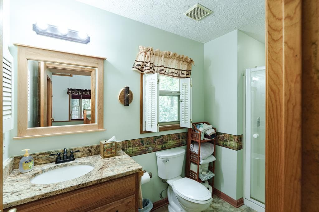 805 Tomahawk Trail, Blairsville GA 30512 - Photo