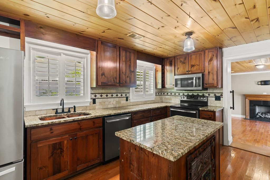 13224 Old Hwy 76, Morganton GA 30560 - Photo