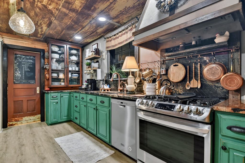 329 Robinson Thomas Road, Morganton GA 30560 - Photo