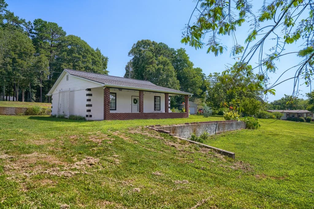 5765 Crow Drive, Cumming GA 30041 - Photo