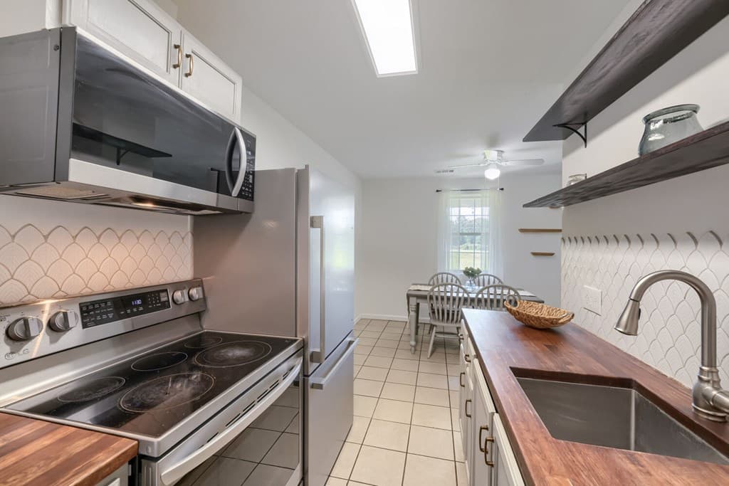 5765 Crow Drive, Cumming GA 30041 - Photo