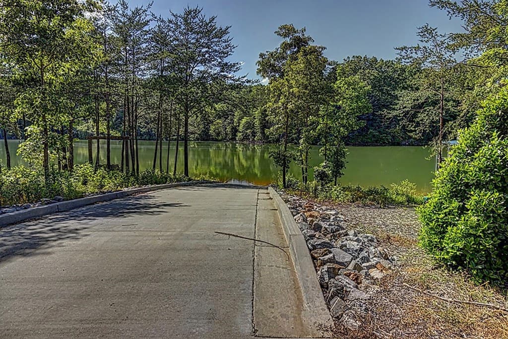 359 New Water Way, Blairsville GA 30512 - Photo