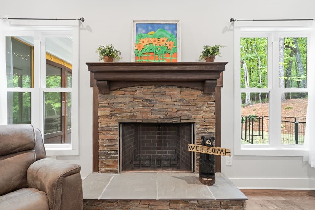 320 Fern Park Drive, Dawsonville GA 30534 - Photo