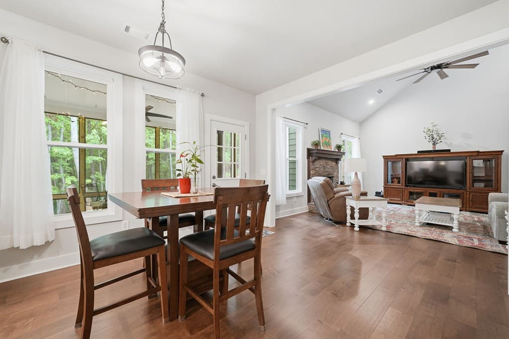 320 Fern Park Drive, Dawsonville GA 30534 - Photo