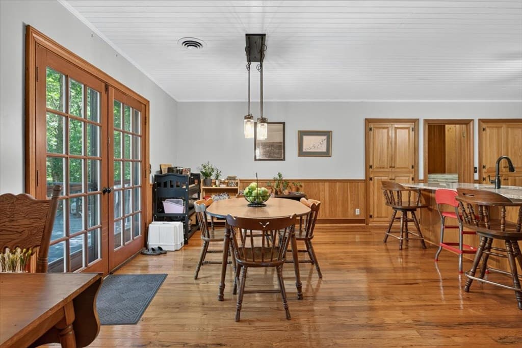 1965 E Highway 52, Ellijay GA 30536 - Photo