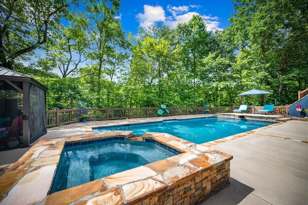 178 Arp Road, Mineral Bluff GA 30559 - Photo