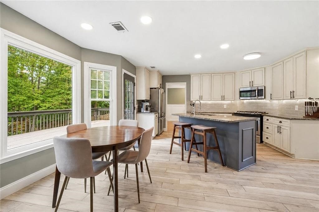 2228 Duck Hollow Drive Nw, Kennesaw GA 30152 - Photo