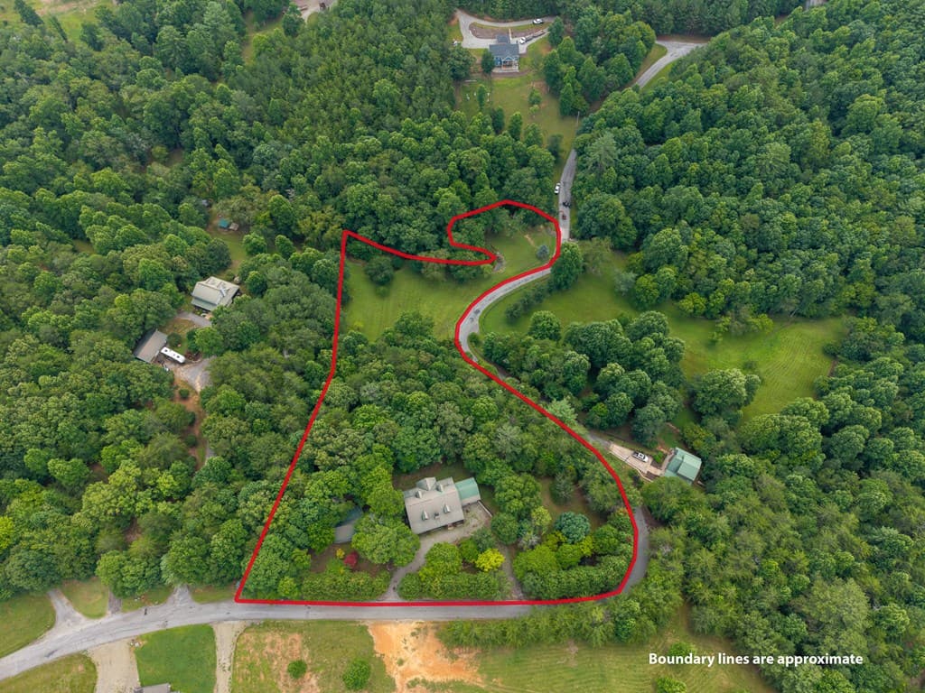 1347 Ivy Log Drive, Blairsville GA 30512 - Photo